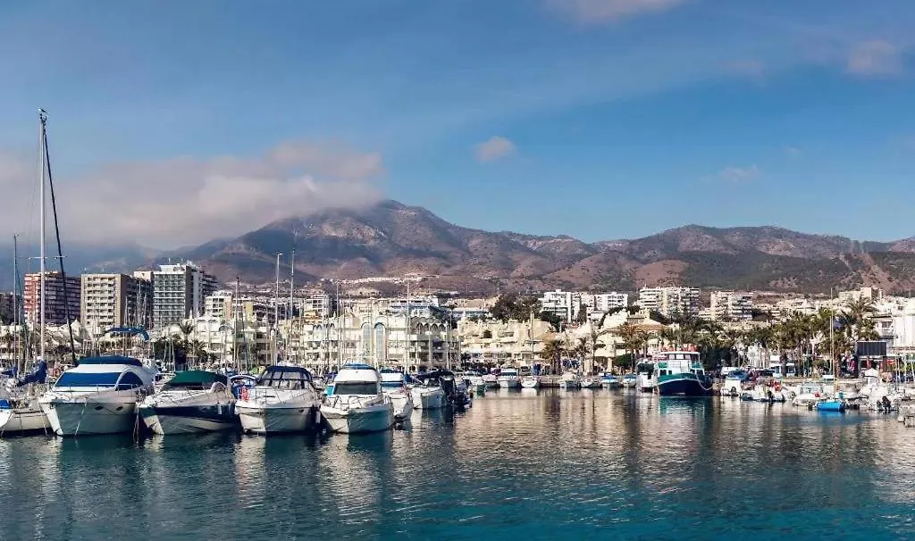 Modern Apartment Benalmadena 0*,